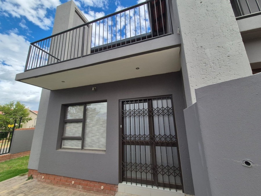 3 Bedroom Property for Sale in Wild Olive Estate Free State